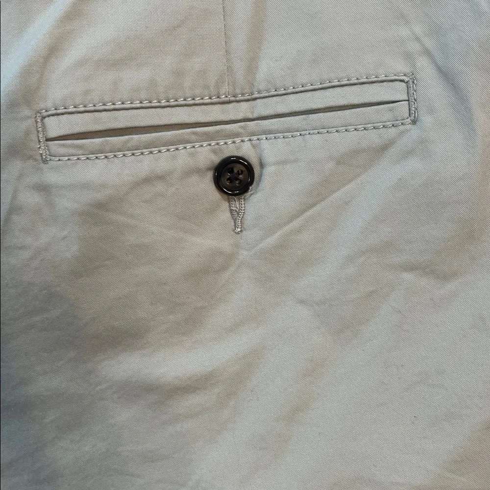 J. Crew Cotton Shorts Men’s 770 Straight Tan Waist 30” Inseam 7”